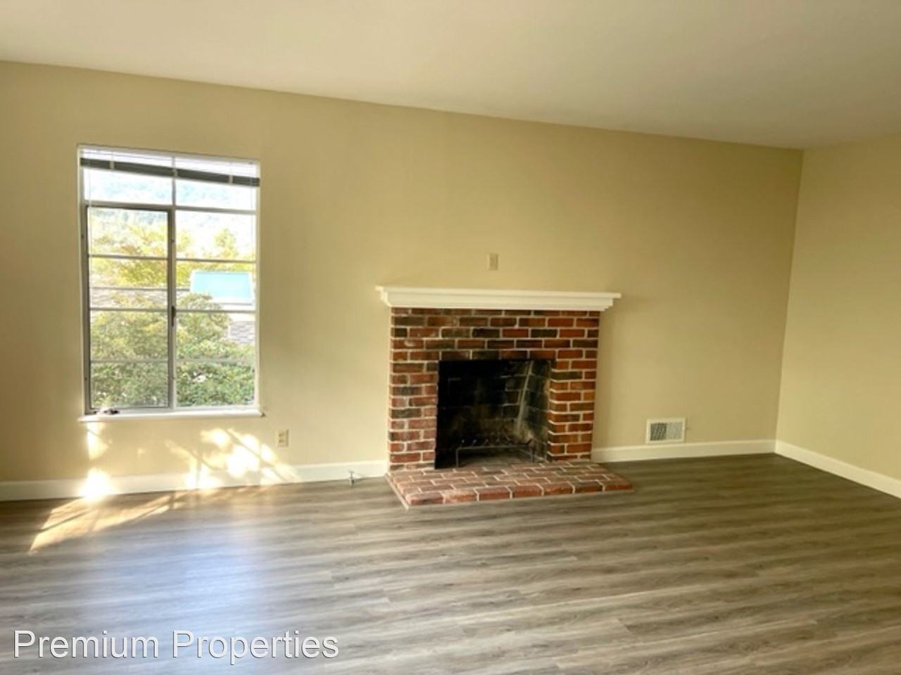 49 Hacienda Cir - Photo 2 of 18