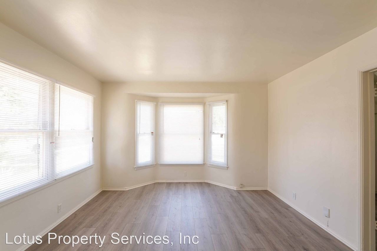 11060-11062 1/2 Walnut Street - Photo 3 of 12