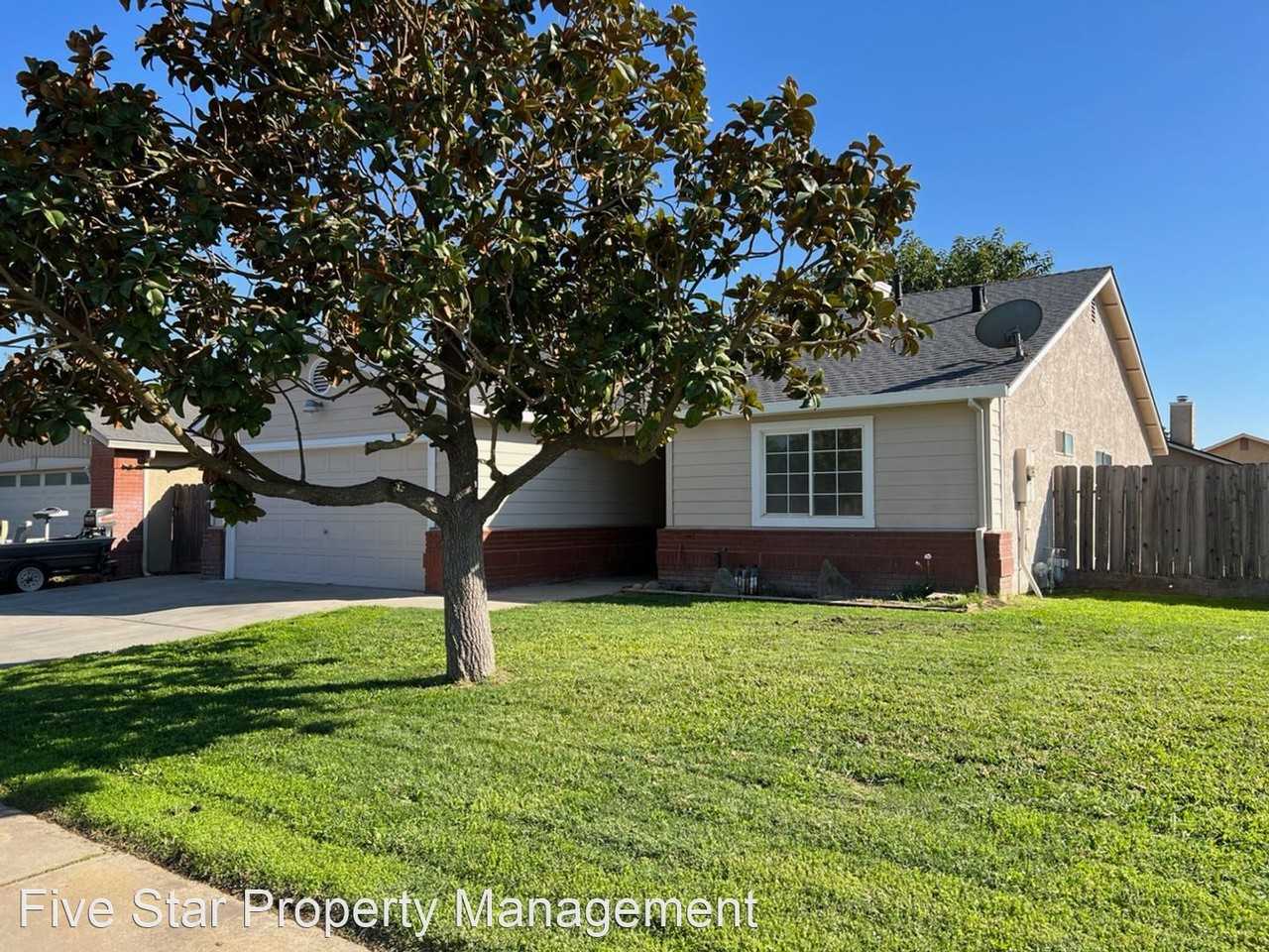 12136 Anissa Dr - Photo 2 of 33