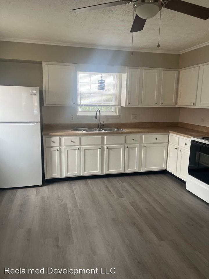 105 Birch Drive - Photo 2 of 5