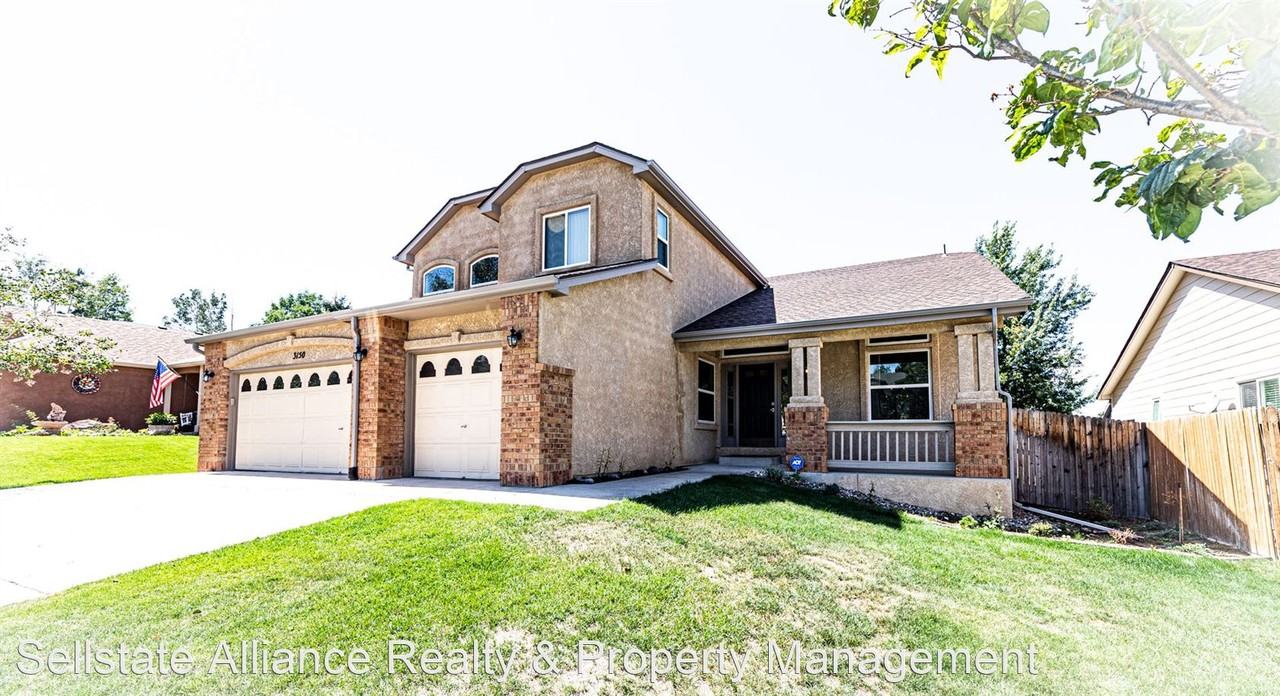 3150 Boothill Dr - Photo 2 of 46