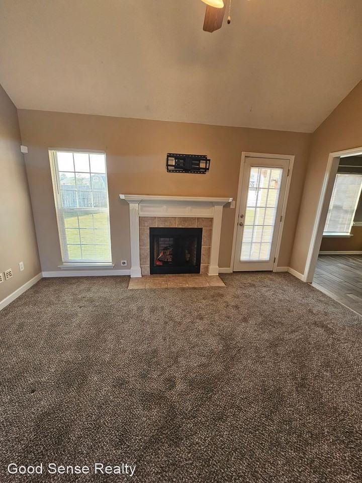 3735 Bansbury Pl - Photo 2 of 28