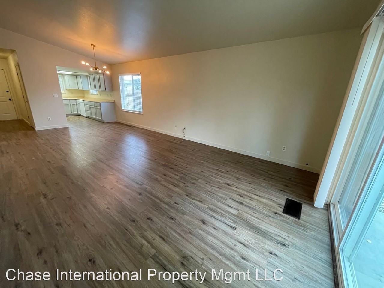 1329 Kimmerling Road - Photo 3 of 11