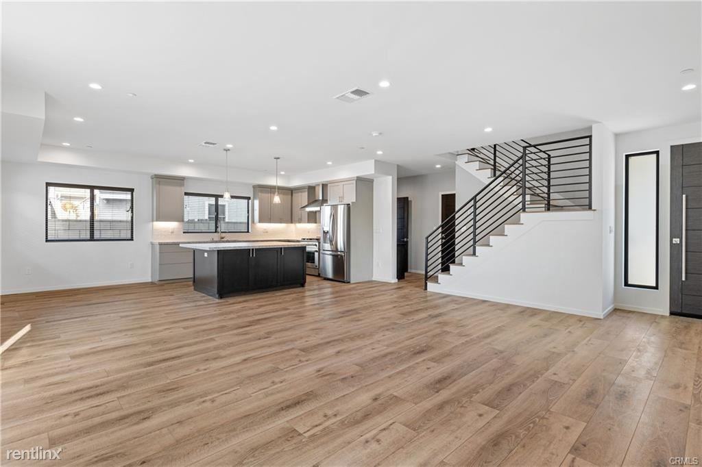 15521 Patronella Ave - Photo 3 of 10