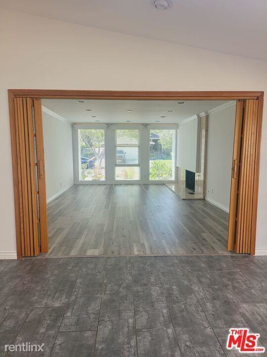 2565 W 233rd St - Photo 2 of 10