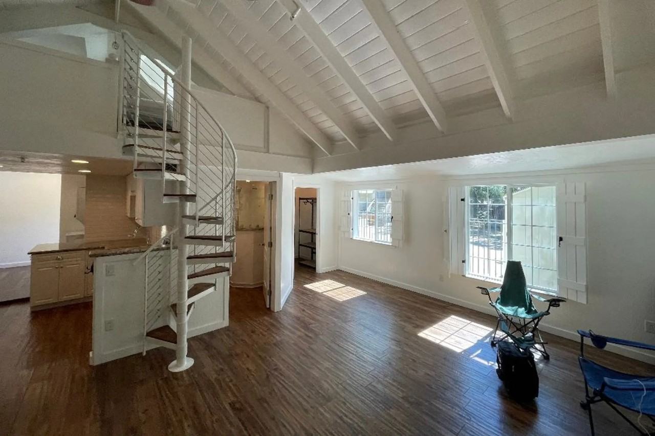 20741 Mountain View Rd - Photo 2 of 50