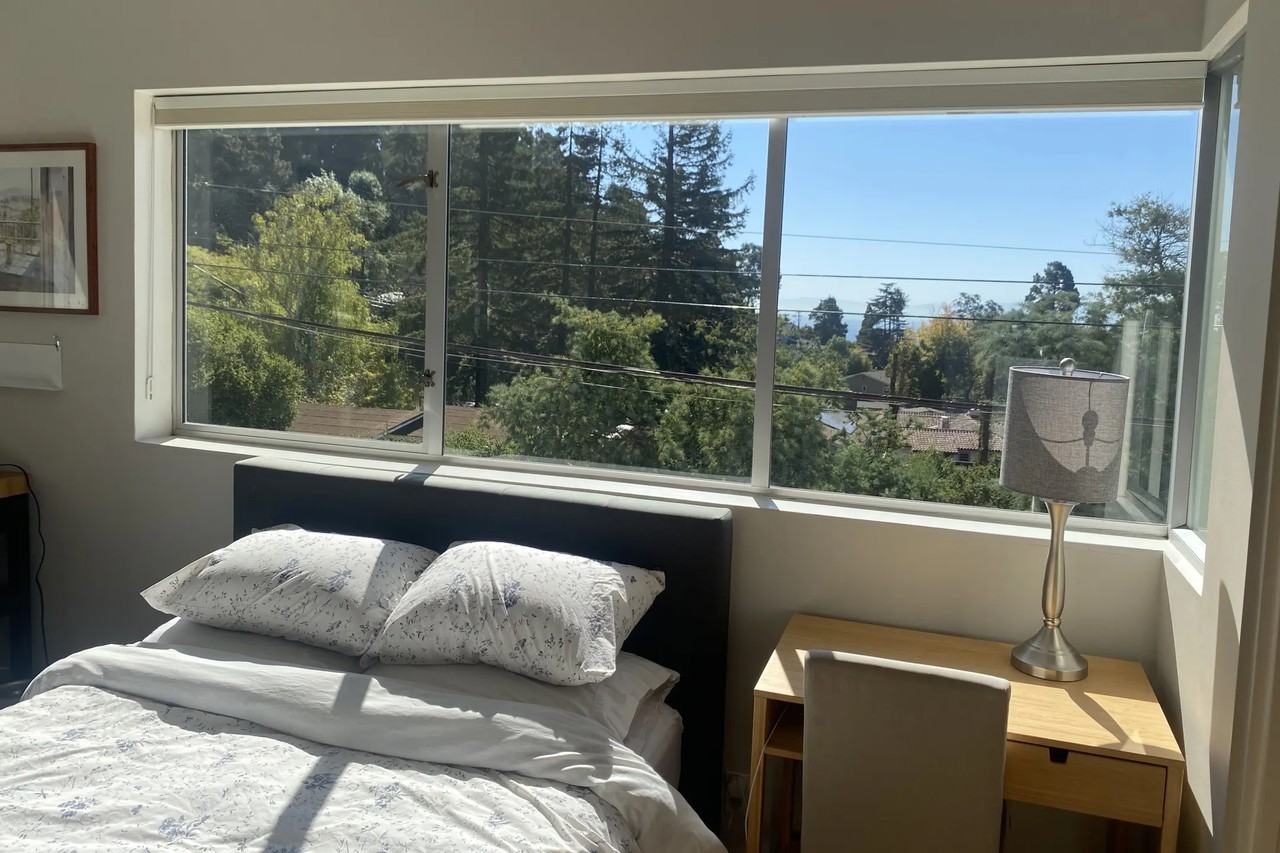 3310 Robinson Dr - Photo 2 of 29