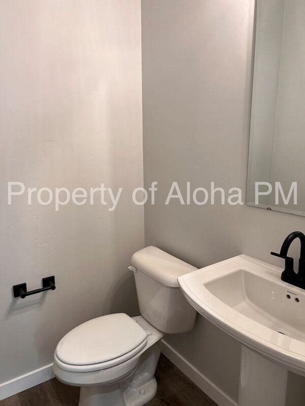 1797 S Grayling Ave - Photo 5 of 19