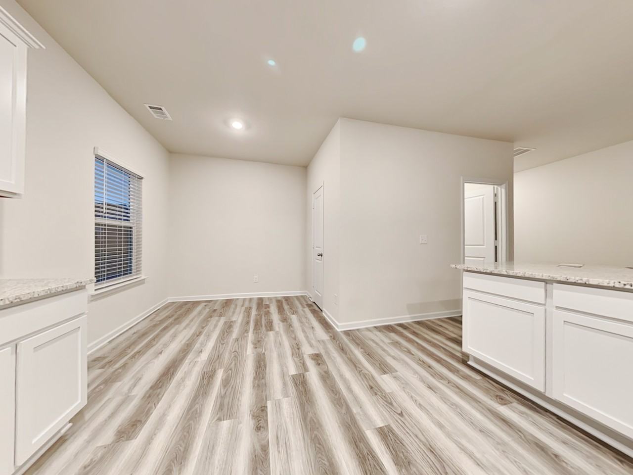 1161 Amadas Dr - Photo 5 of 19