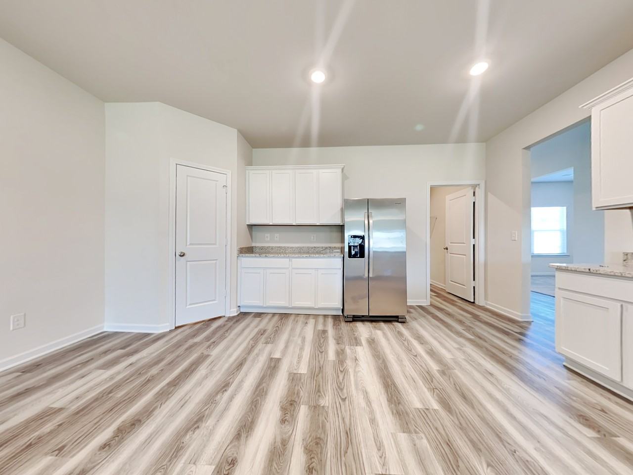 1141 Amadas Dr - Photo 6 of 20