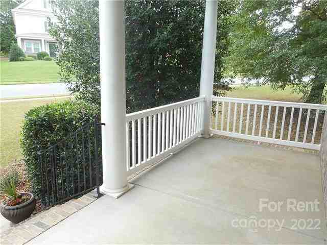 9628 Daufuskie Dr - Photo 3 of 41