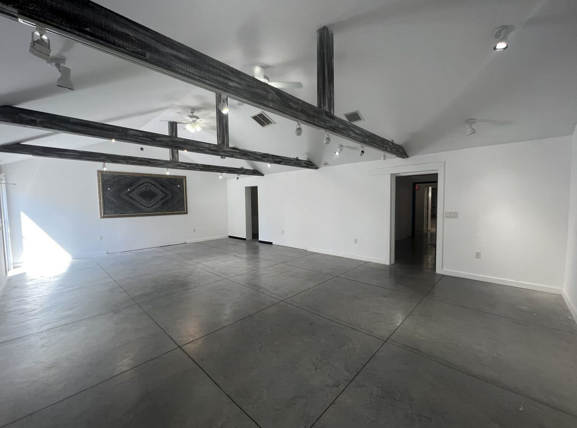 2121 2nd Ave S - Photo 6 of 18