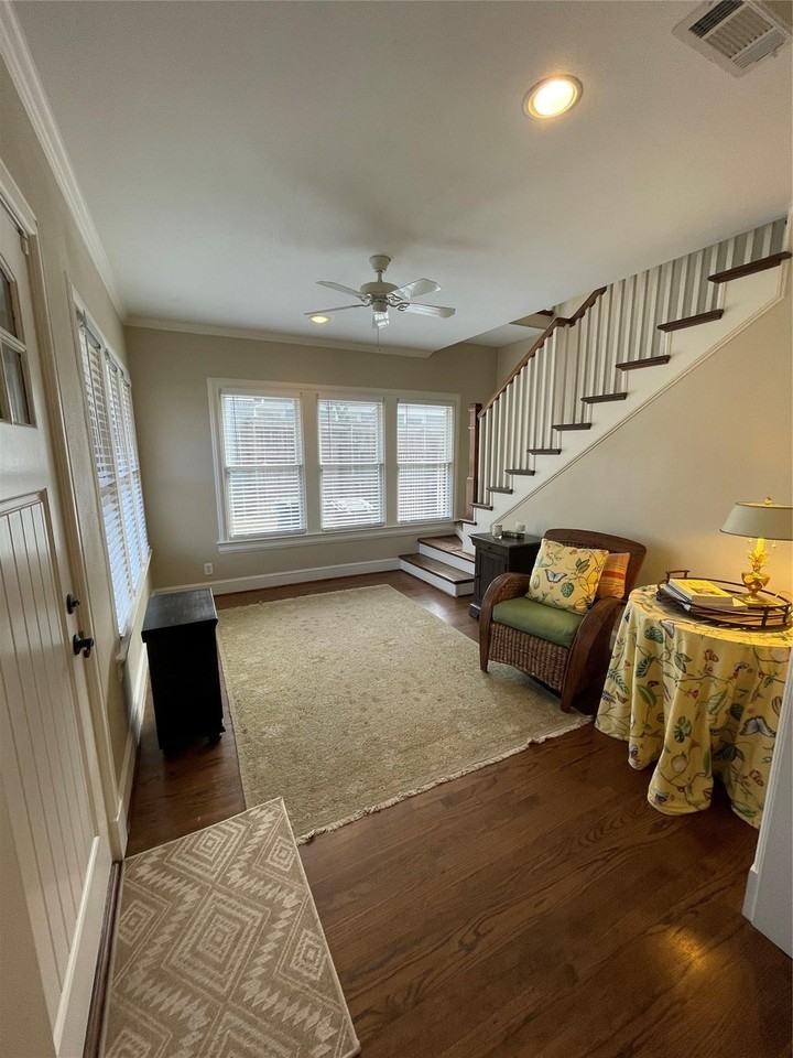 5614 Morningside Ave - Photo 2 of 19