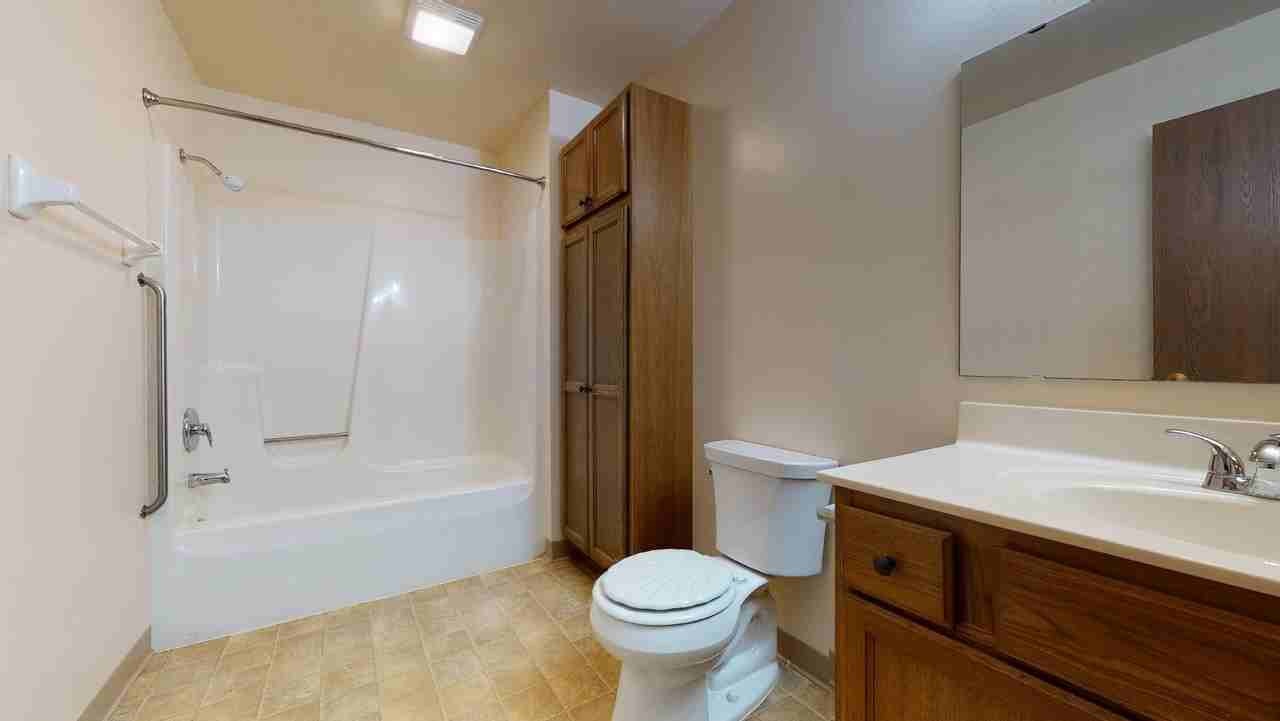 Elka Lane Apartments - Photo 6 of 46