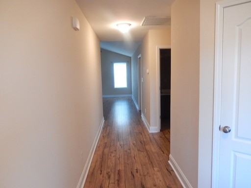 305 Connie Ct - Photo 2 of 26