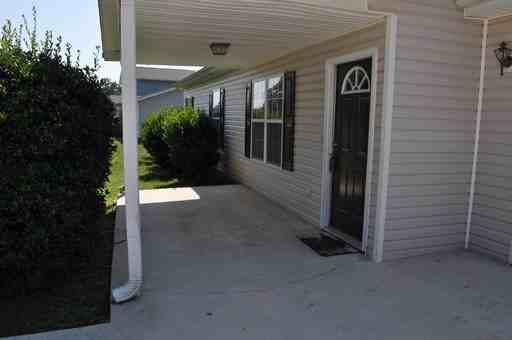 237 Evergreen Ln - Photo 2 of 25