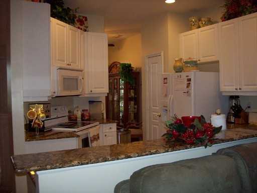 10456 SW West Lawn Blvd - Photo 3 of 8