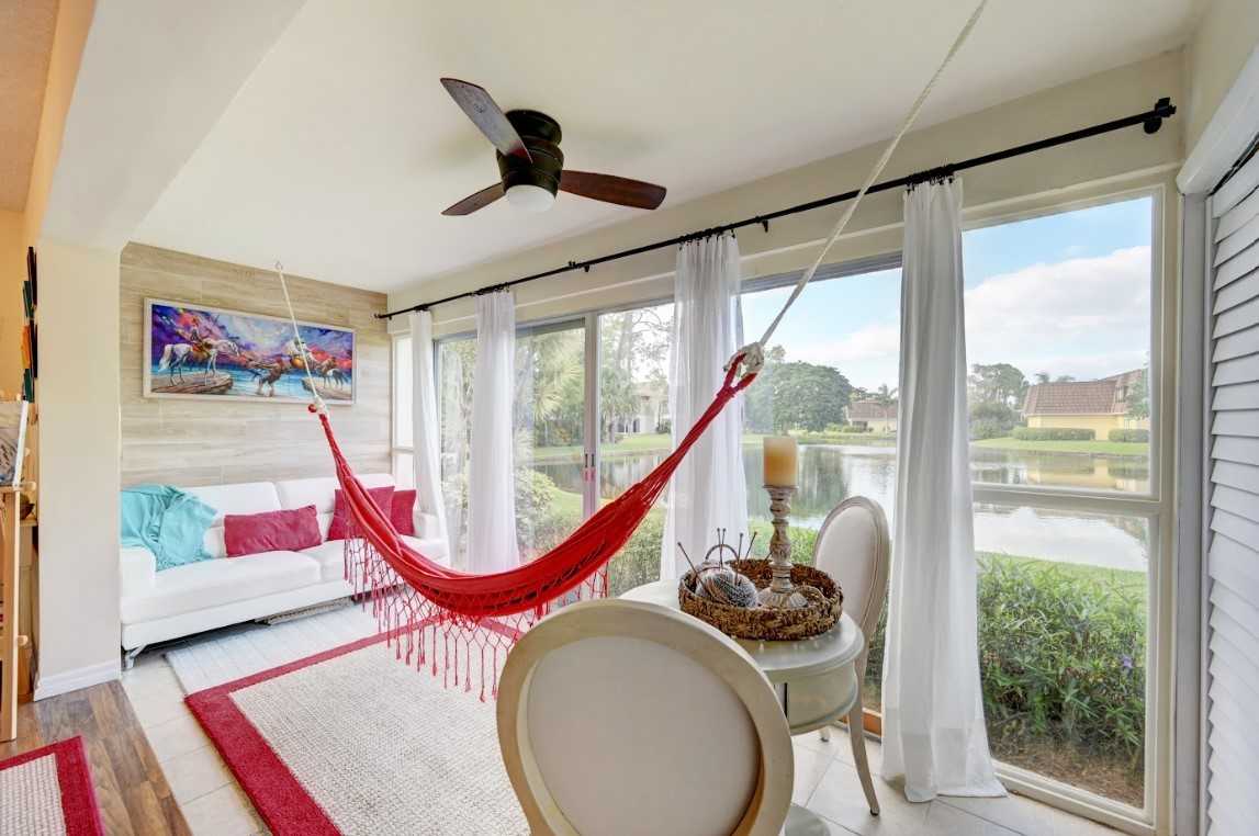 10 Bobolink Court - Photo 2 of 13