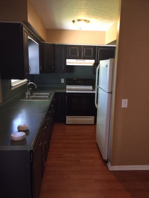 166 Countryside Dr - Photo 2 of 8