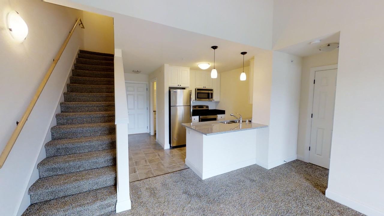 Delafield Lakes Apartments - Photo 4 of 50