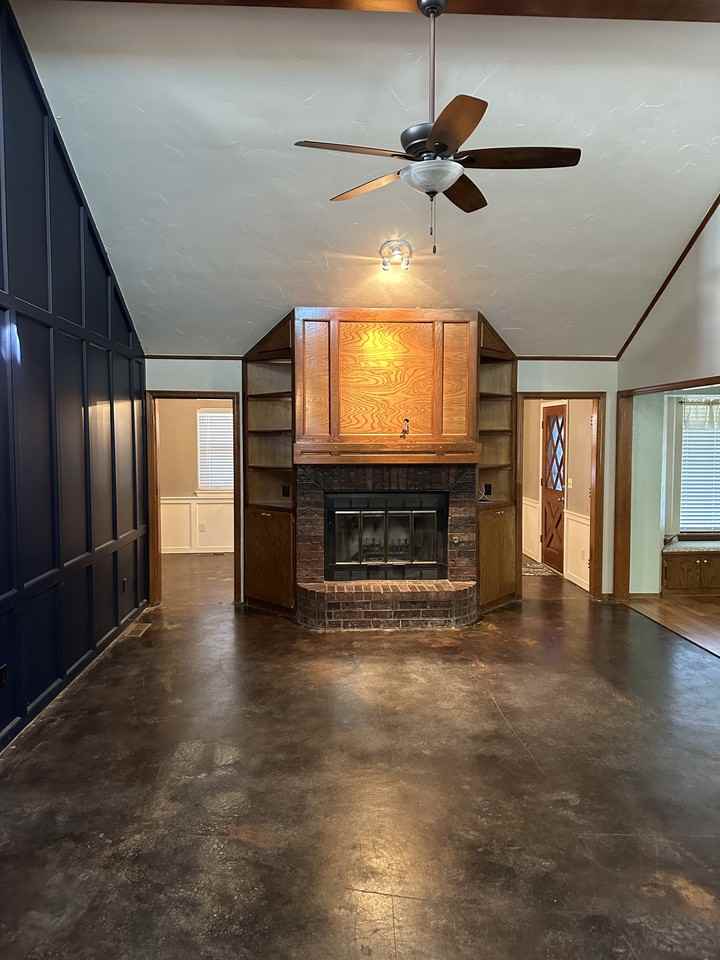 17600 Durbin Park Road - Photo 3 of 26