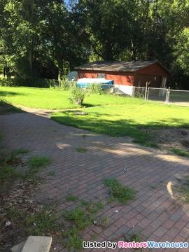 18405 Everglade Dr NE - Photo 3 of 14