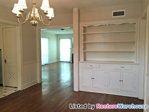 8158 Glenbrook Dr - Photo 3 of 15