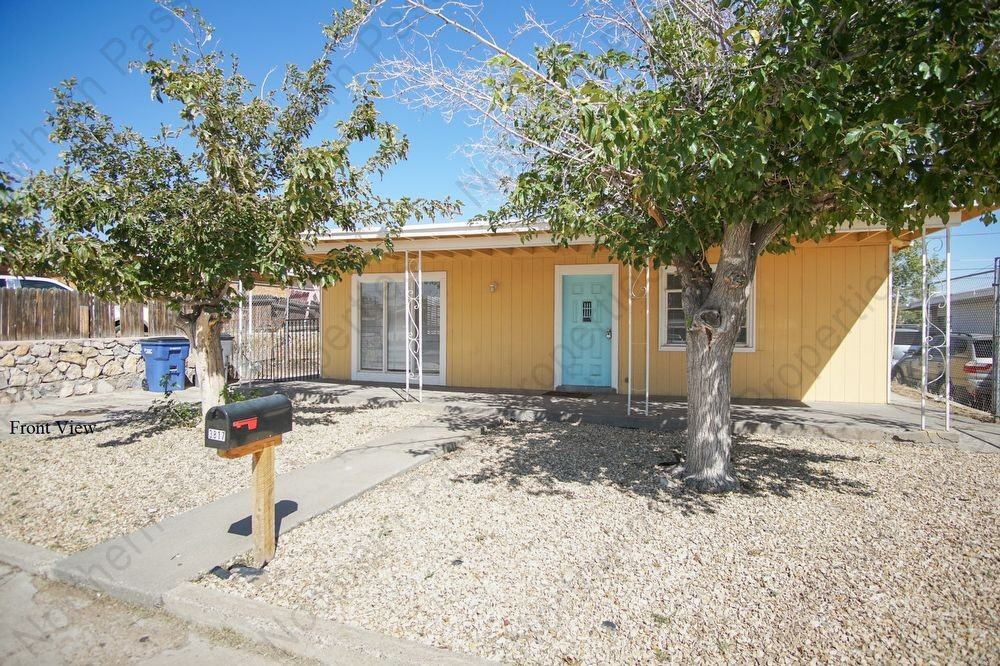 3817 Thomason Ave - Photo 2 of 21