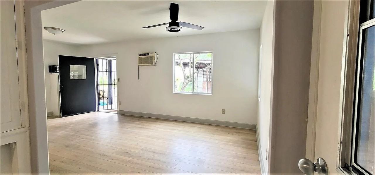 814 E Sacramento St #NA - Photo 2 of 19