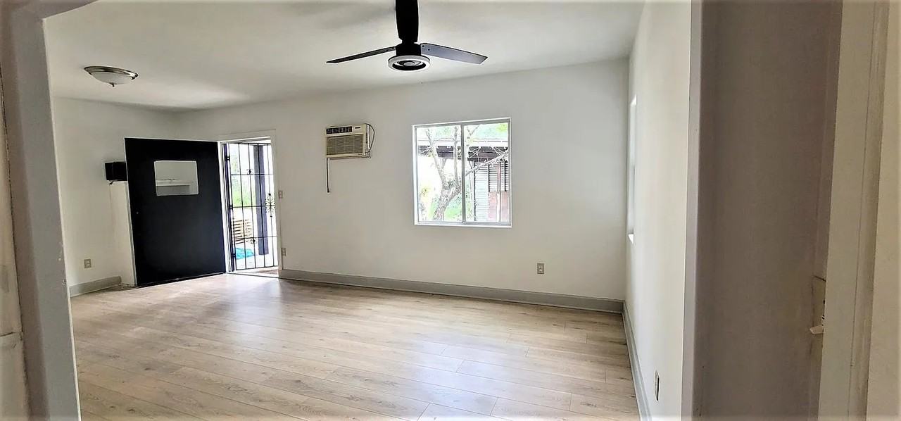 814 E Sacramento St #NA - Photo 3 of 19