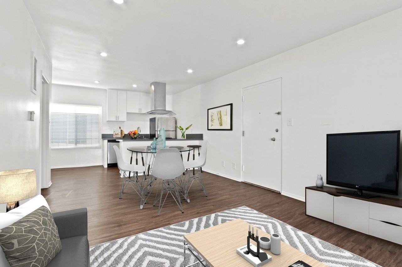 1801 Federal - Photo 4 of 76