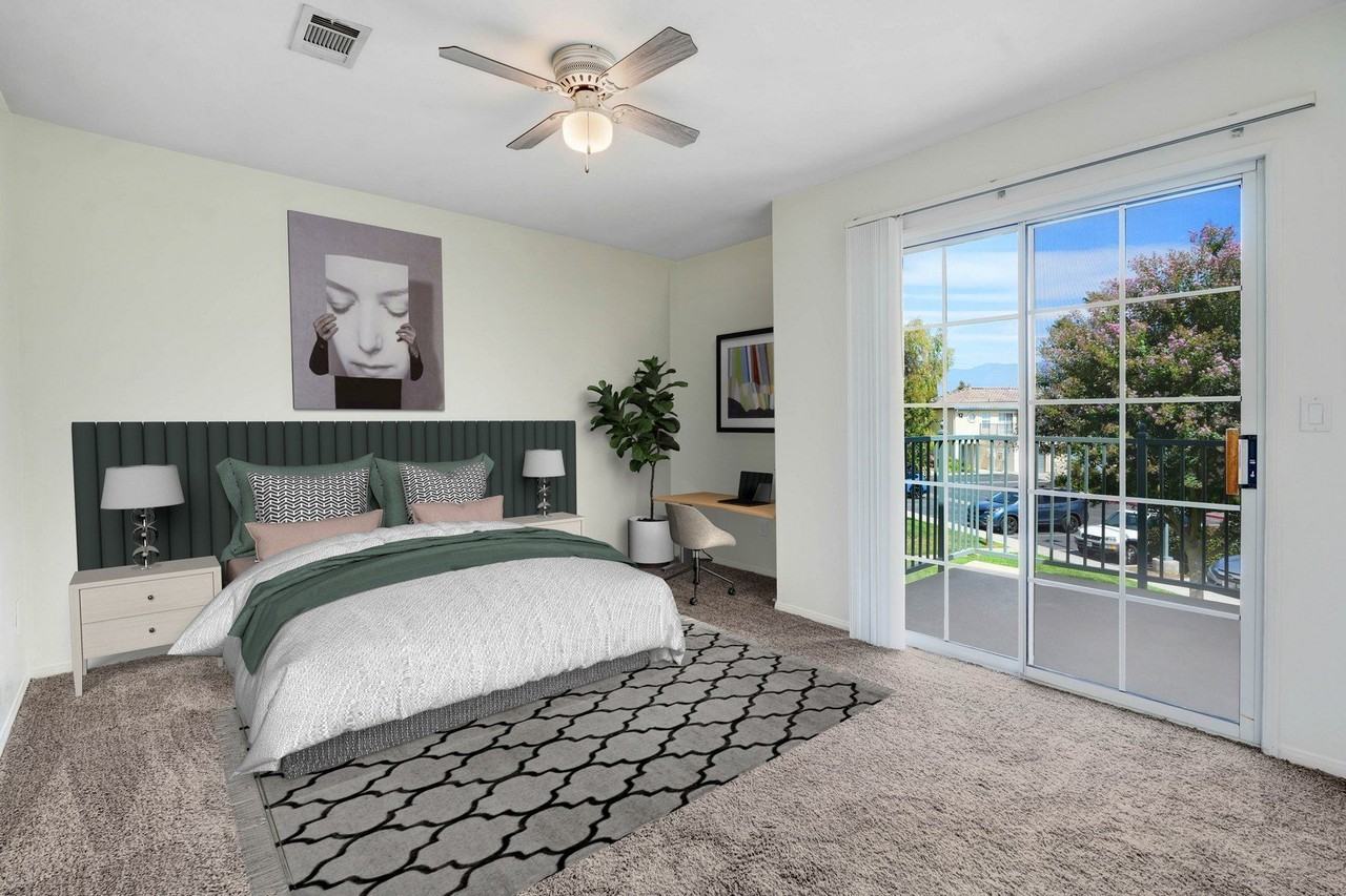 La Villa Apartments - Photo 2 of 16