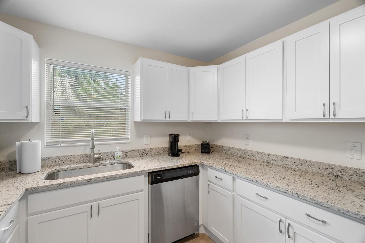 N 23rd St - Photo 6 of 11