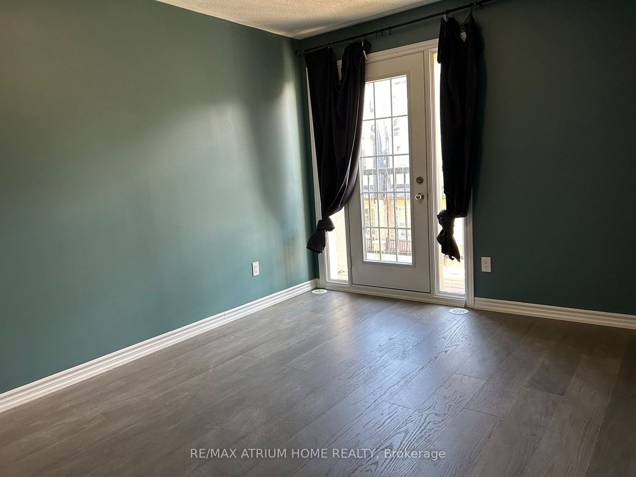 1255 Bridletowne Circle - Photo 3 of 4