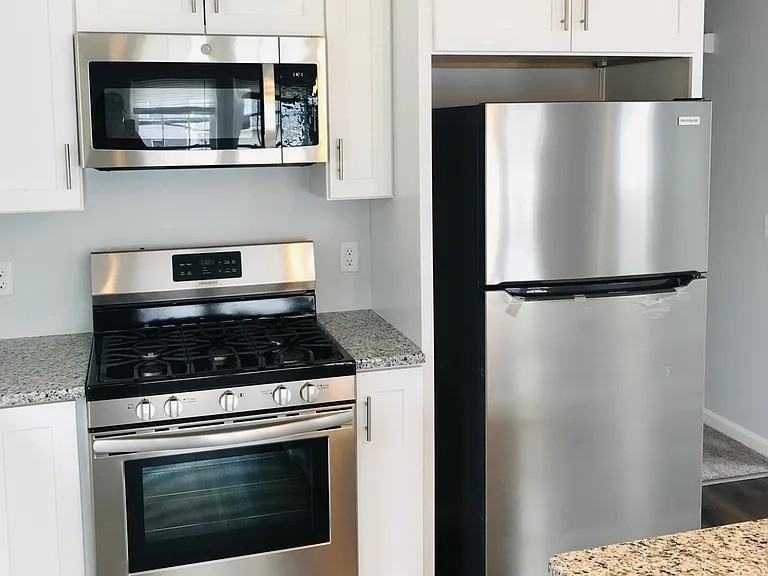 346 Admiral Street #2 - Photo 3 of 17