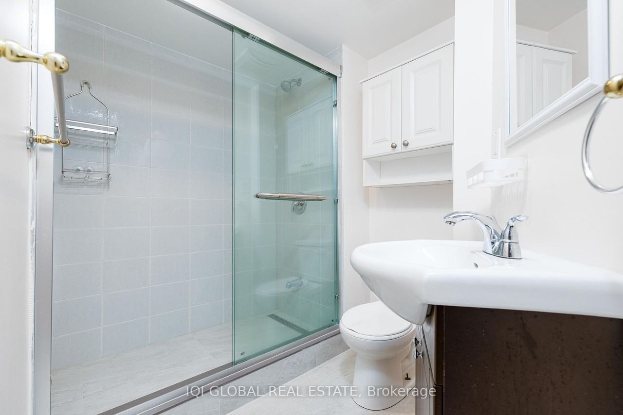 19 Pawnee Avenue #BSMT - Photo 2 of 5