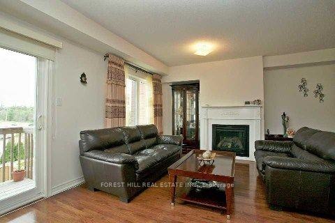 151 Sir Sanford Fleming Way - Photo 2 of 8