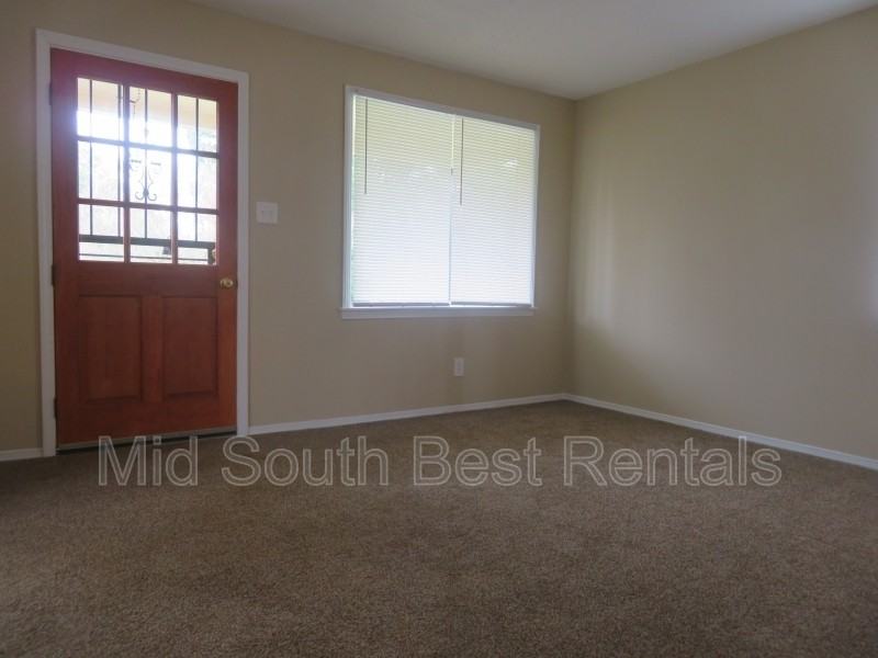 3556 Yokley Cv - Photo 3 of 8