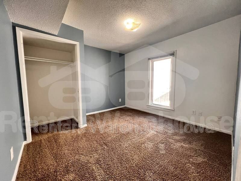 1312 22nd St #2 - Photo 7 of 11