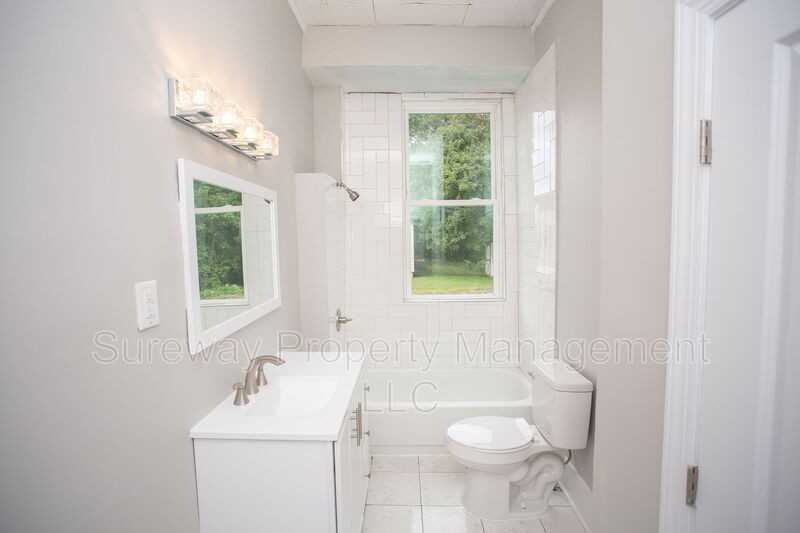 614 Main St #1 - Photo 7 of 17