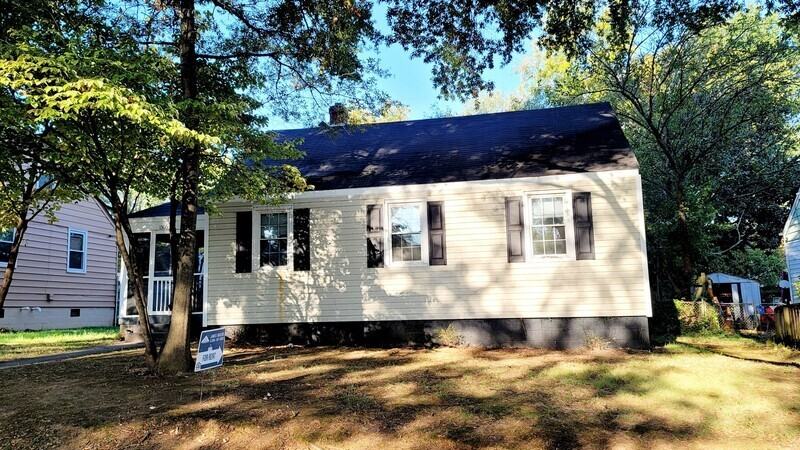 1506 Carter St - Photo 2 of 17