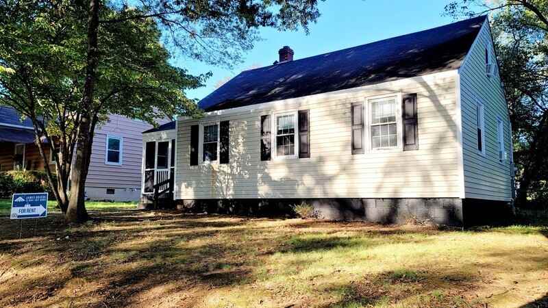 1506 Carter St - Photo 3 of 17