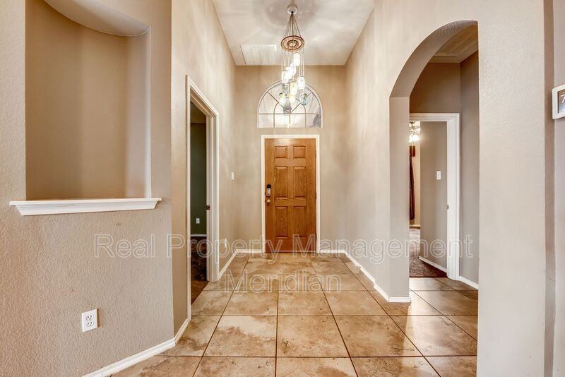 2104 Carlotta Dr - Photo 3 of 21