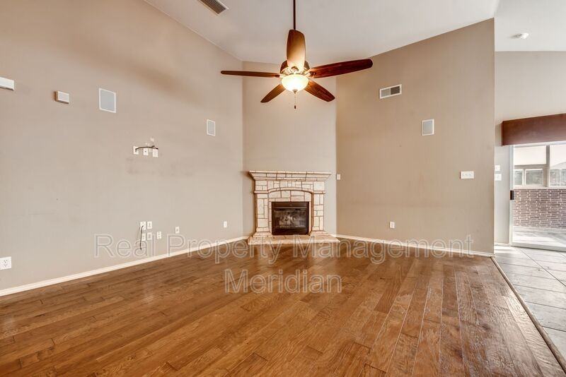 2104 Carlotta Dr - Photo 6 of 21