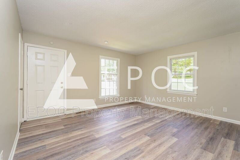 3813 Pembrooke Rd - Photo 2 of 15