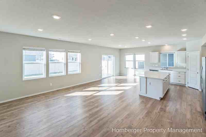 5807 W Jamestown Ln - Photo 3 of 30