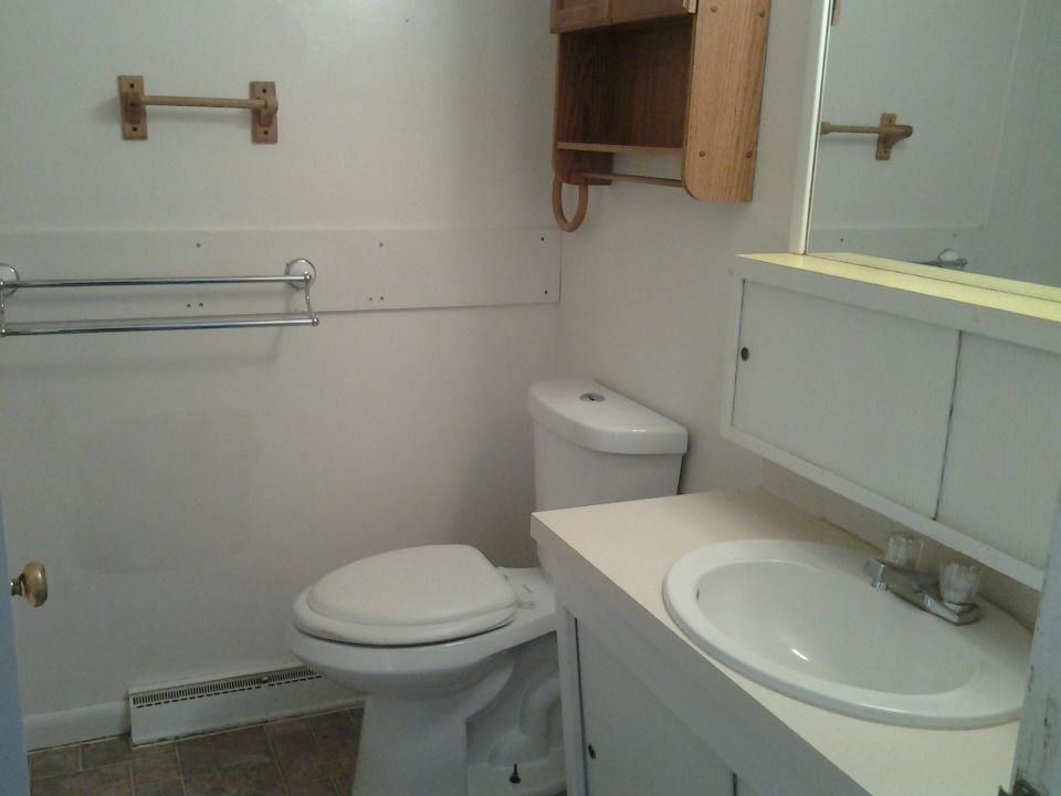 1938 Alderson Ave - Photo 4 of 6