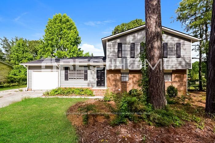 7933 Kendrick Rd - Photo 3 of 20