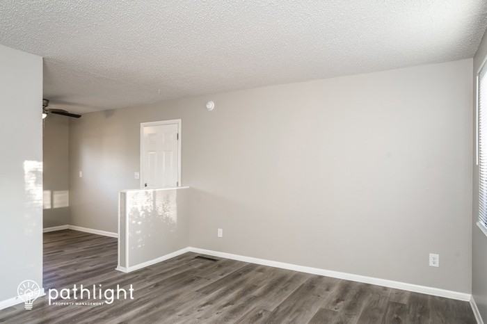 1519 Willshire Dr - Photo 3 of 14