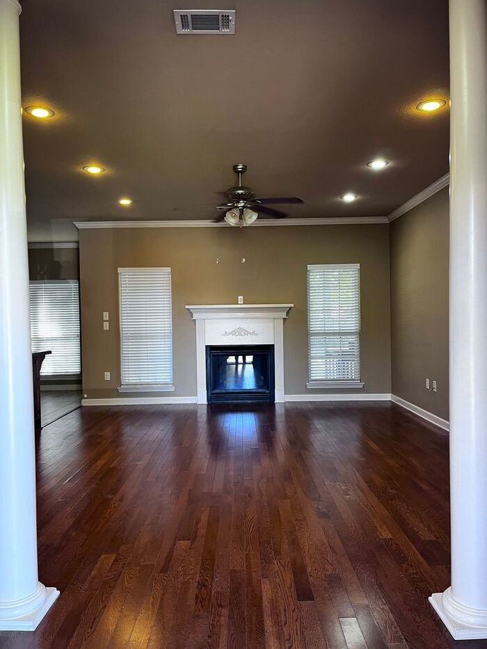 18 Mitchell Cir - Photo 2 of 9